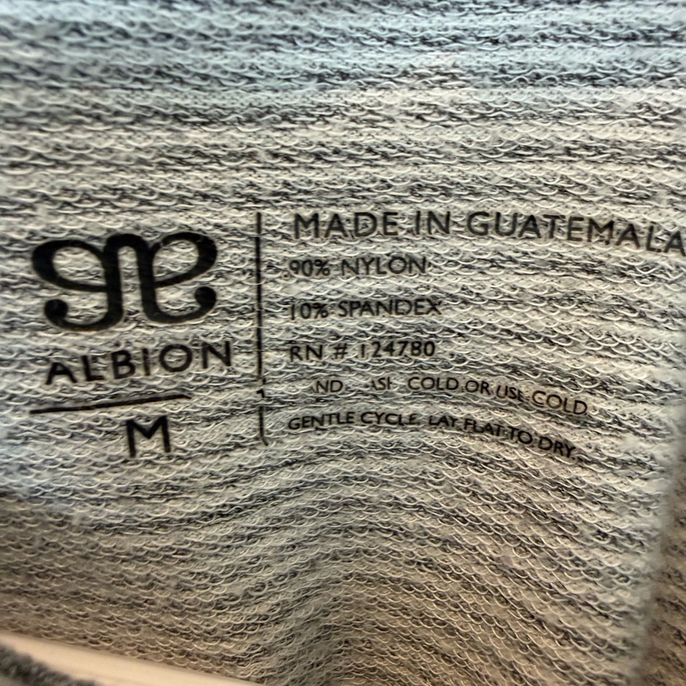 💋Albion Gray T‎ Shirt 126 - Picture 6 of 7